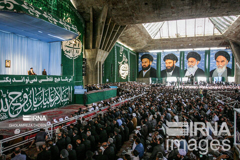 حضور رهبر انقلاب در سی و پنچ مراسم سالگرد رحلت امام خمینی (ره)