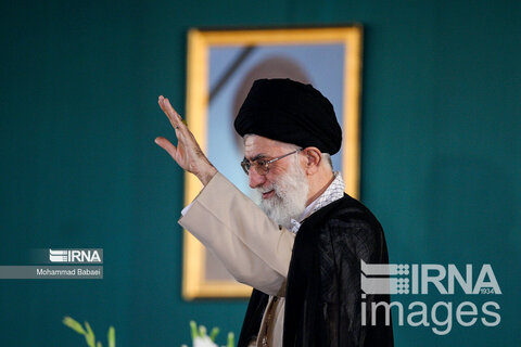 حضور رهبر انقلاب در سی و پنچ مراسم سالگرد رحلت امام خمینی (ره)