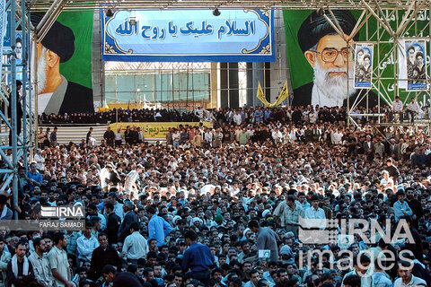 حضور رهبر انقلاب در سی و پنچ مراسم سالگرد رحلت امام خمینی (ره)