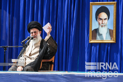 حضور رهبر انقلاب در سی و پنچ مراسم سالگرد رحلت امام خمینی (ره)