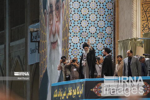 حضور رهبر انقلاب در سی و پنچ مراسم سالگرد رحلت امام خمینی (ره)