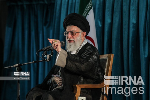 حضور رهبر انقلاب در سی و پنچ مراسم سالگرد رحلت امام خمینی (ره)