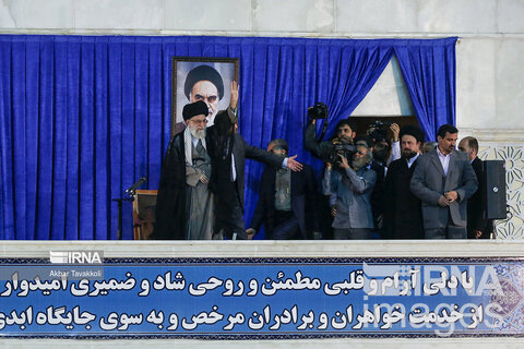 حضور رهبر انقلاب در سی و پنچ مراسم سالگرد رحلت امام خمینی (ره)