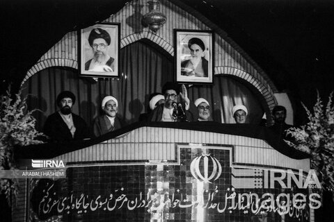 حضور رهبر انقلاب در سی و پنچ مراسم سالگرد رحلت امام خمینی (ره)