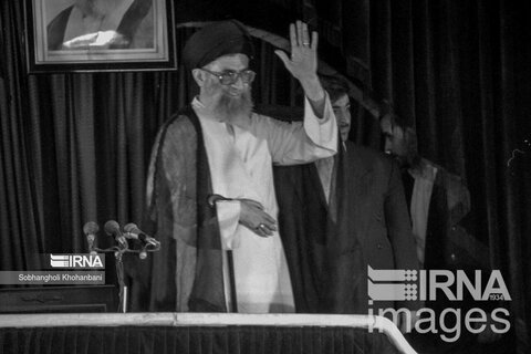 حضور رهبر انقلاب در سی و پنچ مراسم سالگرد رحلت امام خمینی (ره)