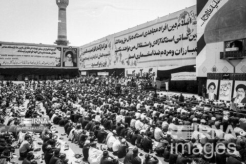 حضور رهبر انقلاب در سی و پنچ مراسم سالگرد رحلت امام خمینی (ره)