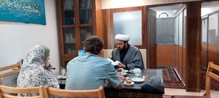 تشرف جوان روسی به دین مبین اسلام در بارگاه نورانی ثامن الحجج(ع)