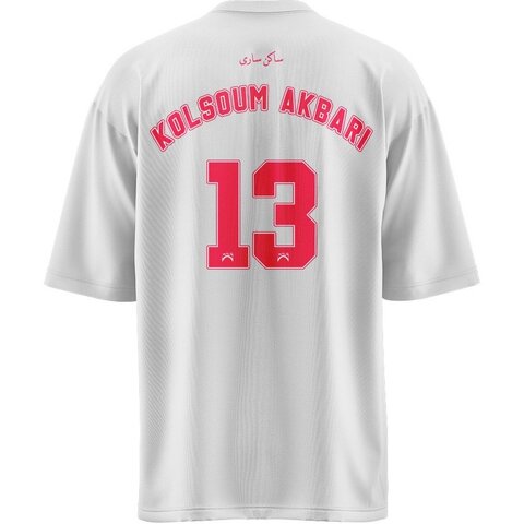 جنجال بر سر فروش تیشرتهای کلثوم اکبری