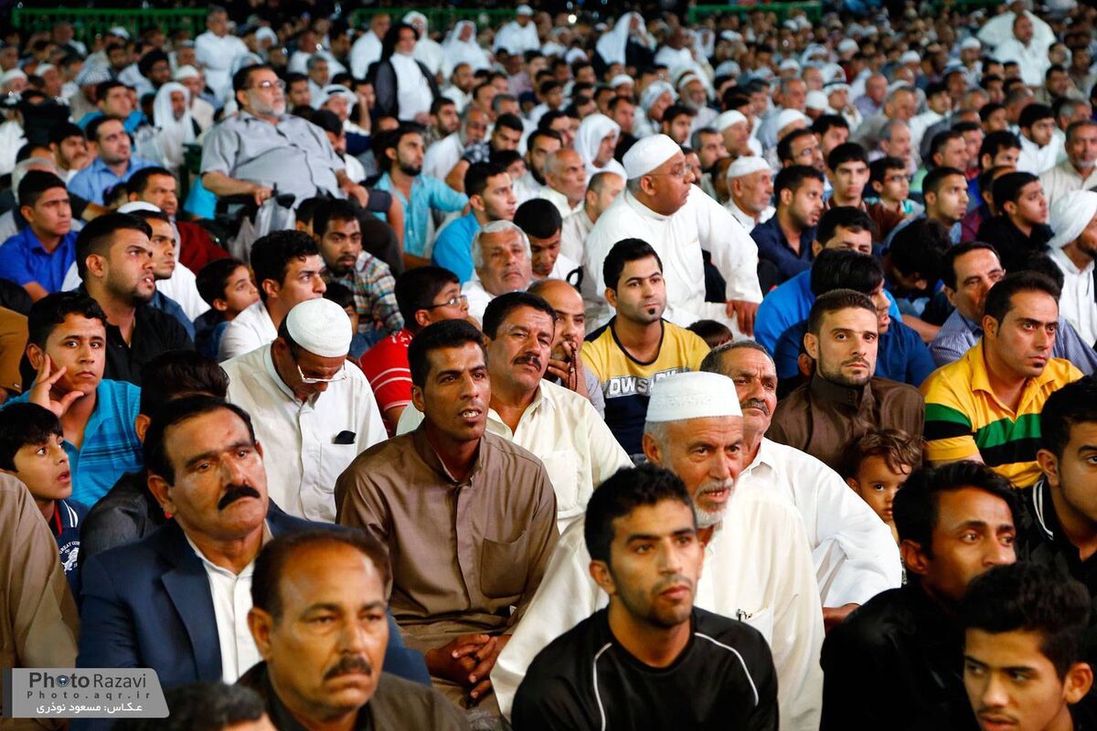 اعلام برنامه‌های زائران غیرایرانی حرم مطهر رضوی در دهه ولایت و امامت
