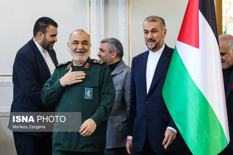 فرماندهان شهید در قاب تصویر