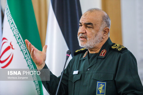 فرماندهان شهید در قاب تصویر