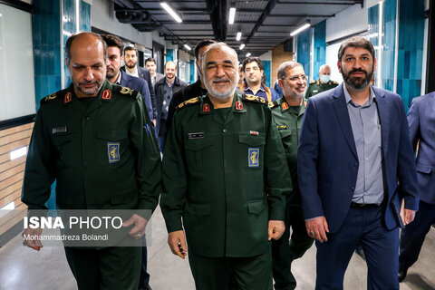 فرماندهان شهید در قاب تصویر