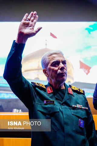 فرماندهان شهید در قاب تصویر