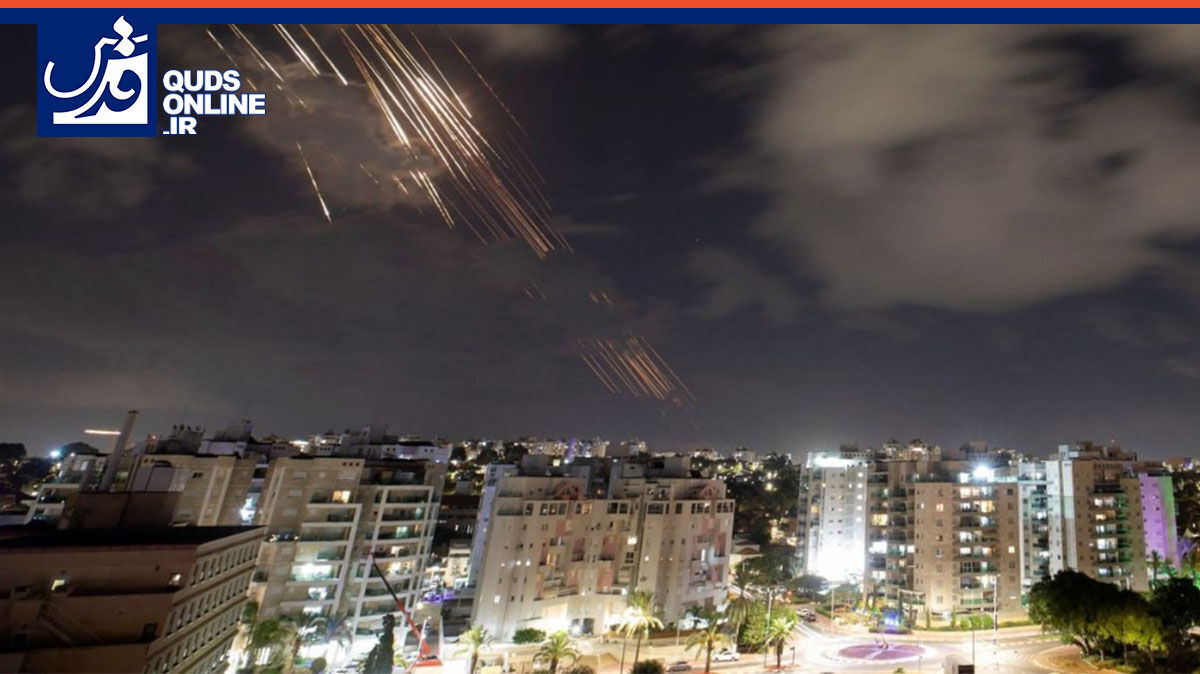 فیلم | گودال عمیق ناشی از اصابت موشک‌های ایران در تل‌آویو