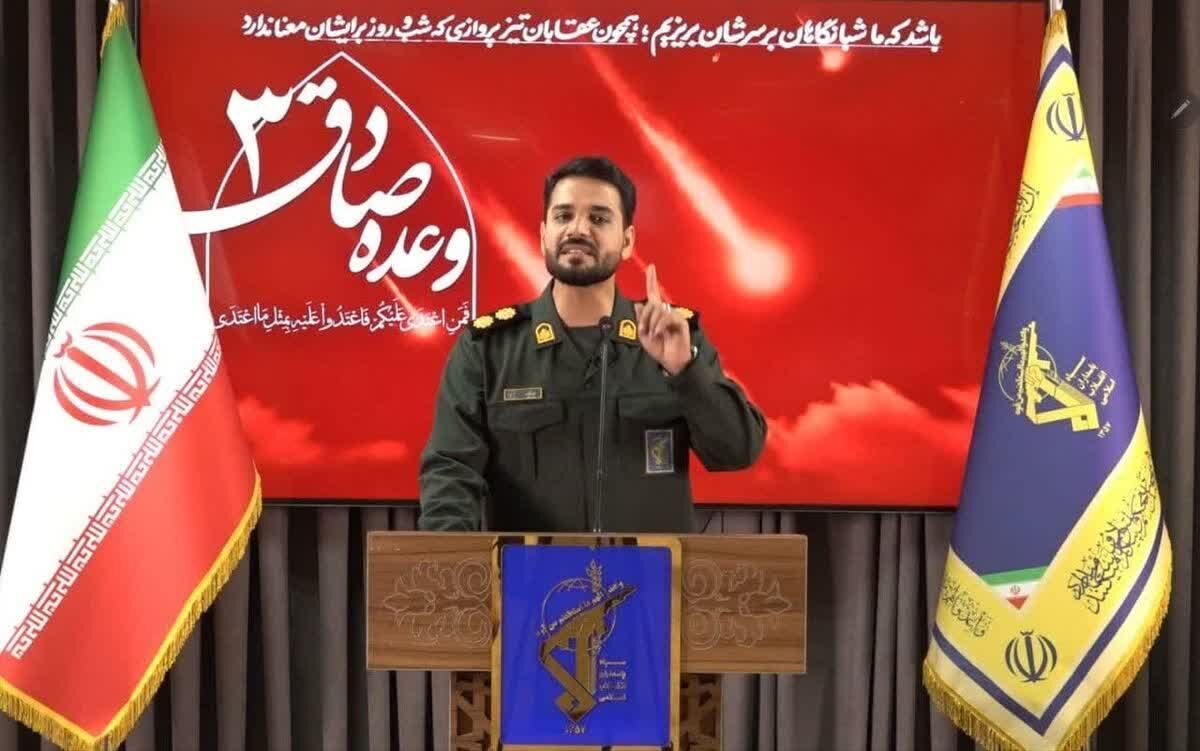 سرهنگ تاجیک: هشدار داده بودیم که سرتاسر آسمان سرزمین‌های اشغالی بی‌دفاع است