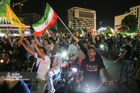 تجمع مشهدی‌ها برای تجدید بیعت با ولی