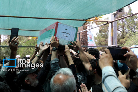 تشییع پیکر شهید دو ماهه «رایان قاسمیان»