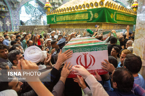 مراسم وداع با ۶ شهید حملات رژیم صهیونی در حرم حضرت فاطمه معصومه(س)