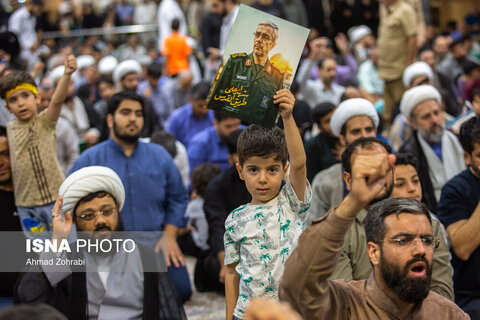 مراسم وداع با ۶ شهید حملات رژیم صهیونی در حرم حضرت فاطمه معصومه(س)