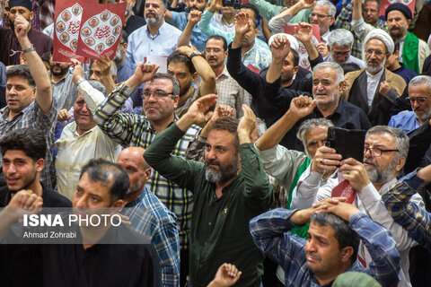 مراسم وداع با ۶ شهید حملات رژیم صهیونی در حرم حضرت فاطمه معصومه(س)