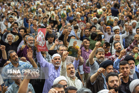 مراسم وداع با ۶ شهید حملات رژیم صهیونی در حرم حضرت فاطمه معصومه(س)