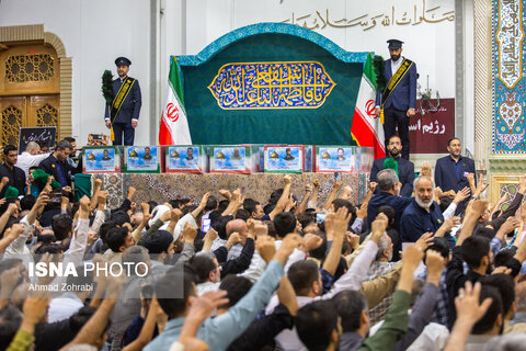 مراسم وداع با ۶ شهید حملات رژیم صهیونی در حرم حضرت فاطمه معصومه(س)