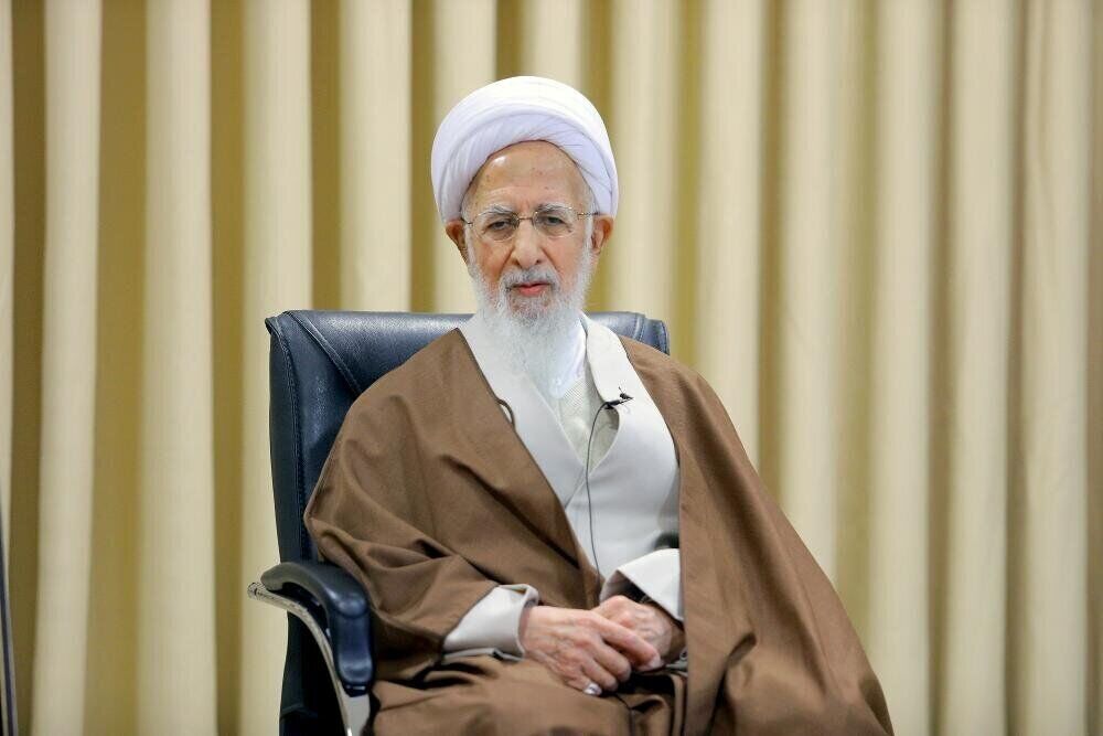 آیت الله العظمی جوادی آملی: علم سردخانه‌ای انسان‌ساز نیست