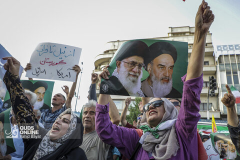 تجمع مردمی در محکومیت تجاوز آمریکا و اعلام انزجار از ترامپ