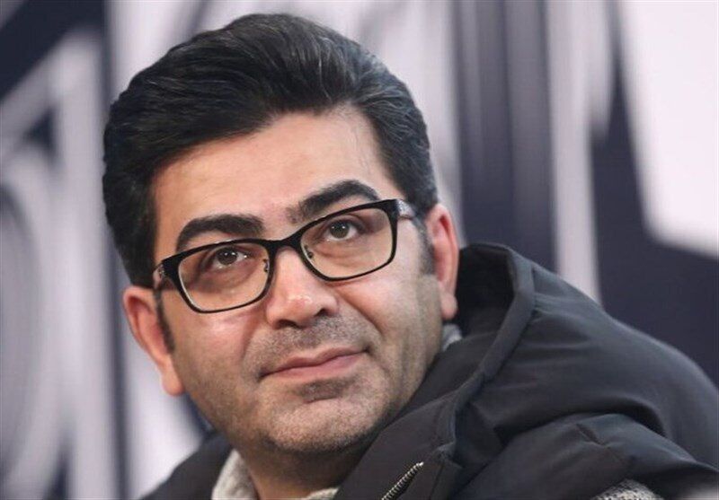 فرزاد حسنی و اجرای یک مجله شبانه