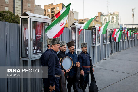 اجرای موسیقی آذری در میدان هفت تیر تهران