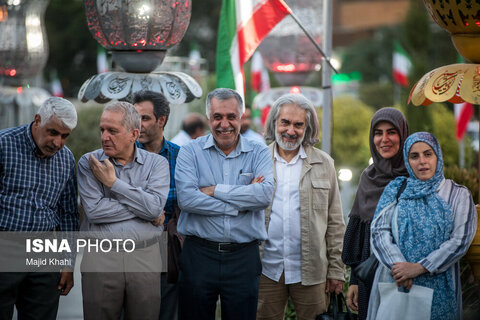 اجرای موسیقی آذری در میدان هفت تیر تهران
