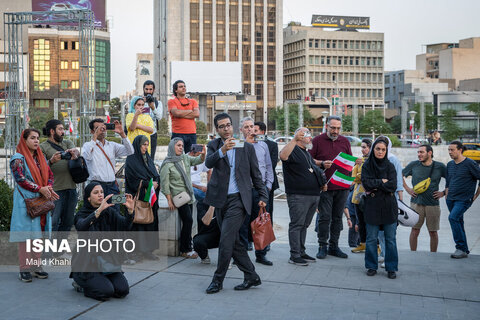 اجرای موسیقی آذری در میدان هفت تیر تهران