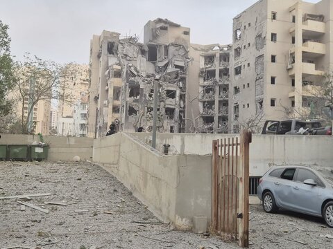 اصابت موشکهای ایرانی به شهر بئرشبع