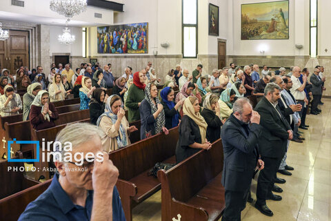 تجمع مسیحیان در حمایت از نیروهای مسلح ایران