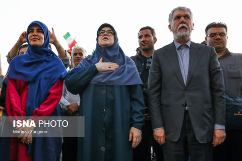 اجرای ارکستر سمفونیک تهران در میدان آزادی