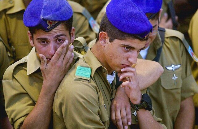 اذعان ارتش رژیم صهیونیستی به کشته شدن یک افسر و ۶ سرباز در خان‌یونس