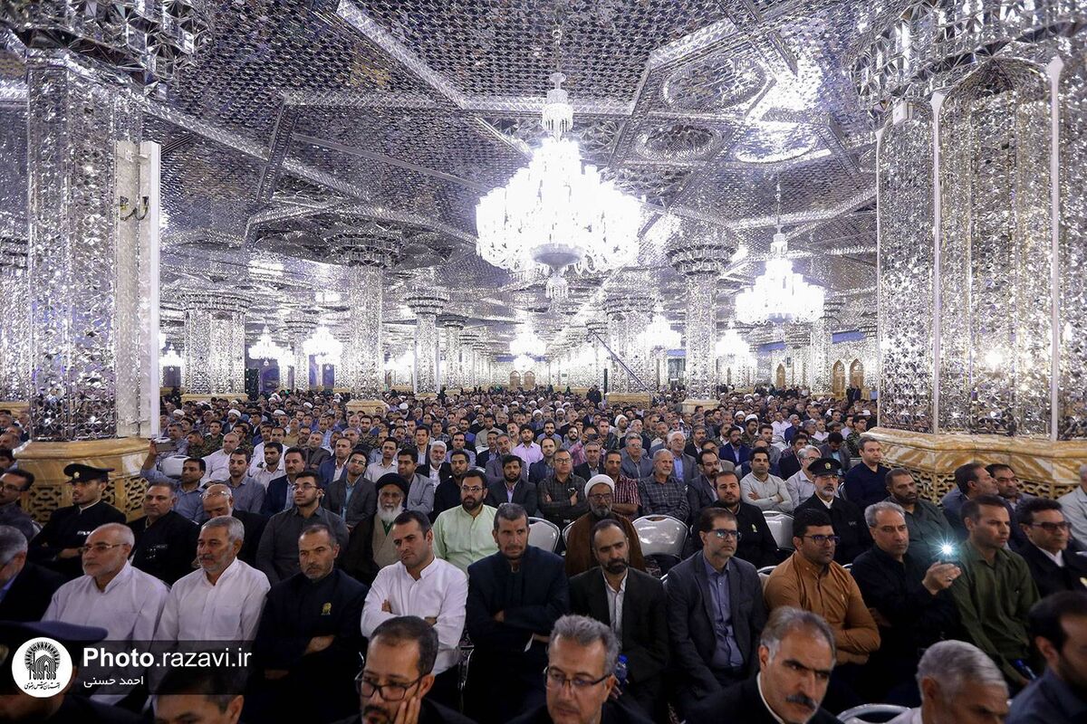 فریاد حماسی خادمان رضوی در رویداد «فتح قریب»؛ ما اهل ایرانیم، در سایه پرمهر ولایت