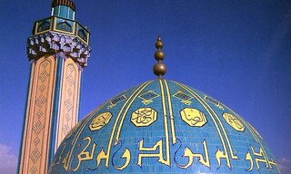 نقش مسجد در بصیرت افزایی و انقلابی ماندن