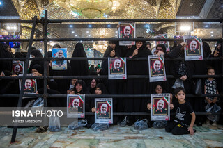 خاکسپاری پیکر شهید سرلشکر سلامی فرمانده کل سپاه در حرم حضرت عبدالعظیم حسنی (ع) - تهران
