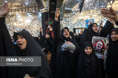 خاکسپاری پیکر شهید سرلشکر سلامی فرمانده کل سپاه در حرم حضرت عبدالعظیم حسنی (ع) - تهران