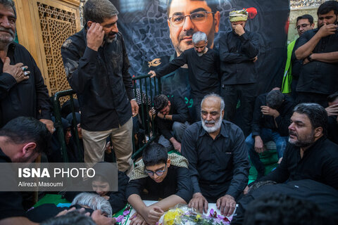خاکسپاری پیکر شهید سرلشکر سلامی فرمانده کل سپاه در حرم حضرت عبدالعظیم حسنی (ع) - تهران
