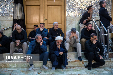 خاکسپاری پیکر شهید سرلشکر سلامی فرمانده کل سپاه در حرم حضرت عبدالعظیم حسنی (ع) - تهران