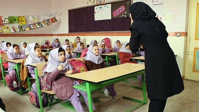 مهلت ثبت نام نقل و انتقالات فرهنگیان تمدید شد