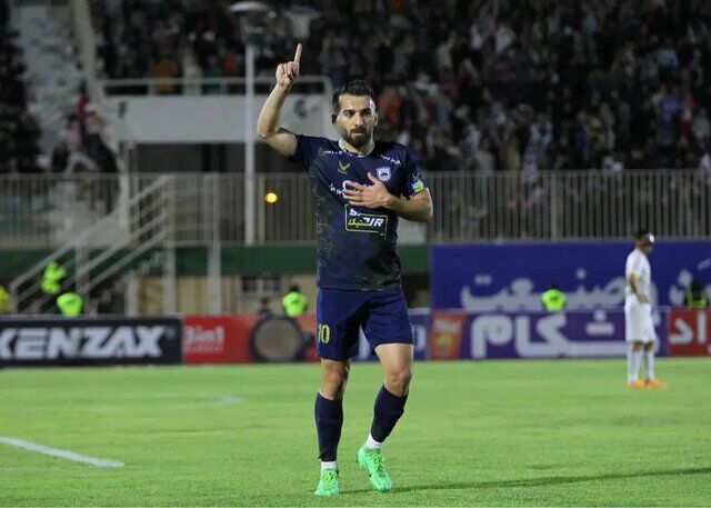 بازیکن چادرملو در آستانه توافق با استقلال