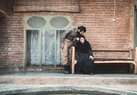 نگاهی به دو فیلم «اشک هور» و «اسفند» که به اکران آنلاین رسیدند/ قهرمانان جنگ در شبکه نمایش خانگی