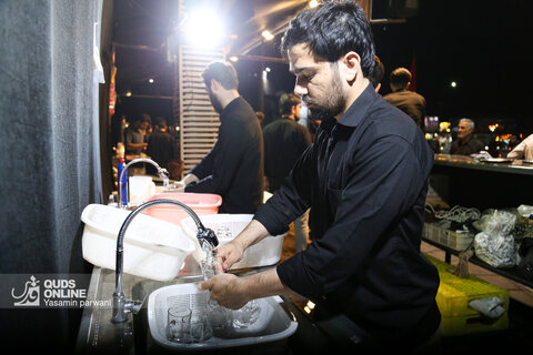 خادمان مُحَرَّم