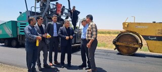 عملیات اجرایی روکش آسفالت جاده چهار روستای بخش مرکزی تربت جام