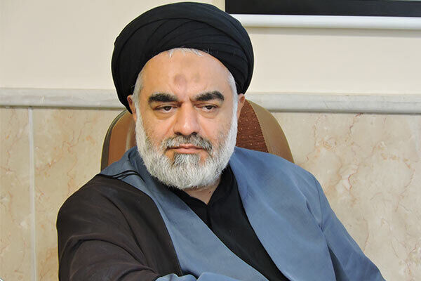 آیت الله مهدوی: دین عقلایی از ما می‌خواهد تصمیمی فوق عادت بگیریم