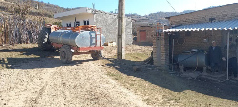 بررسی میدانی وضعیت آب شرب روستای ساروق در داورزن