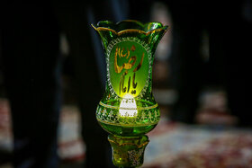 حلقه ماتم زائران عرب زبان در شام غریبان امام حسین (ع)